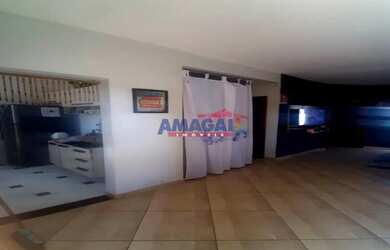 Imagem 5: Casa à venda em Jacareí - 1 quarto, 2 vagas - na melhor localização...