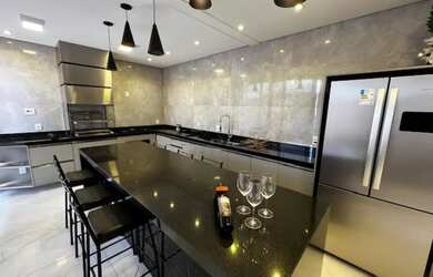 Imagem 9: Casa alto padrão em condomínio fechado com 250 m2 construção, toda...