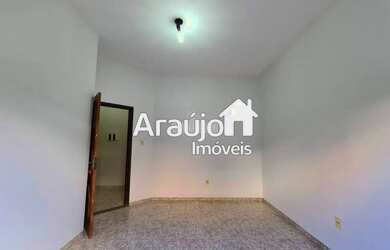 Imagem 10: Casa de 4 Quartos na ARSE 92 906 Sul Em Frente à Praça