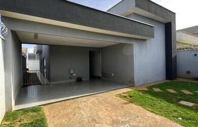 Imagem: Casa 3 suítes, armário planejado, piscina, ar condicionado
