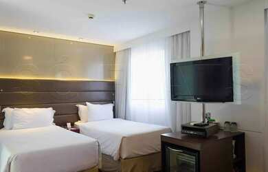 Imagem: O studio possui 1 Dormitório, 1 Banheiro, 1 Vaga na garagem