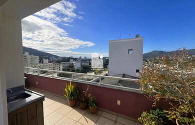 Imagem: O apartamento na cobertura possui 2 Dormitórios, 2 Banheiros