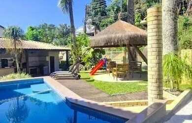 Imagem: A casa em condomínio possui 5 Dormitórios, 2 Banheiros, 5