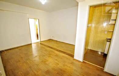 Imagem: O apartamento possui 1 Dormitório, 1 Banheiro, 57m² de Área