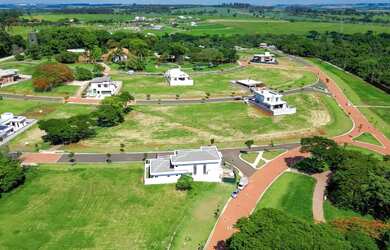 Imagem: O terreno possui 405m² de Área e está localizado em Tanquinho