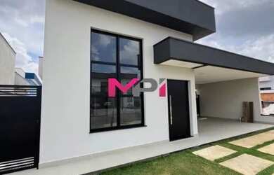 Imagem: A casa em condomínio possui 3 Dormitórios, 4 Banheiros, 4