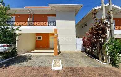 Imagem: A casa em condomínio possui 3 Dormitórios, 4 Banheiros, 2