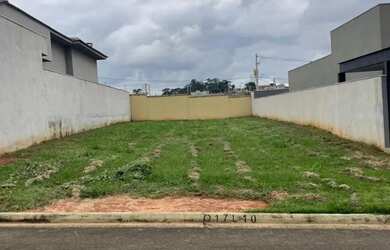 Imagem: O terreno possui 372m² de Área e está localizado em Jardim