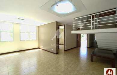 Imagem: A casa em condomínio possui 5 Dormitórios, 5 Banheiros, 4