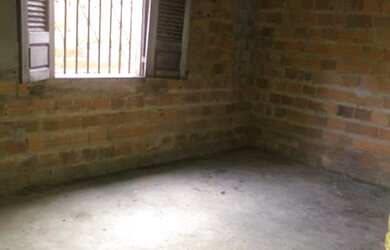 Imagem 6: Vendo ou troco casa por casa, ou carro. Valor 55 mil