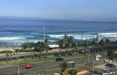 Imagem 1: Residencial Praia da Barra. Posto 4 na Orla da Barra da Tijuca. Vista mar!