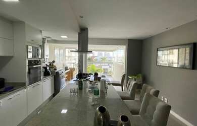 Imagem: O apartamento na cobertura possui 4 Dormitórios, 4 Banheiros