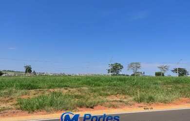 Imagem: O terreno possui 200m² de Área e está localizado em Mirassol