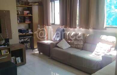 Imagem: O apartamento possui 3 Dormitórios, 2 Banheiros, 1 Vaga na