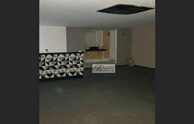 Imagem: O depósito possui 300m² de Área e está localizado em Vila