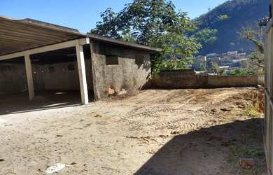 Imagem 2: Aluga-se área. 650m² de Áreae5 Vagas na garagem