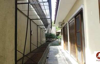 Imagem 9: Casa térrea na rua 4 dormitórios/suite, cozinha planejada