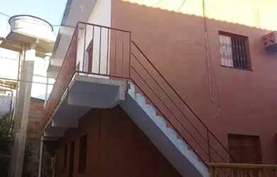 Imagem: O apartamento para alugar possui 2 Dormitórios e 1 Banheiro