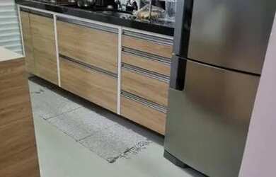 Imagem: O apartamento possui 1 Dormitório, 1 Banheiro, 1 Vaga na garagem