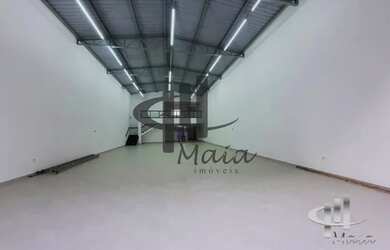 Imagem: O depósito possui 325m² de Área e Imóvel novo e está localizado