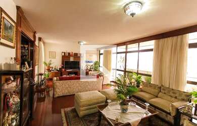 Imagem: O apartamento possui 4 Dormitórios, 5 Banheiros, 4 Vagas na