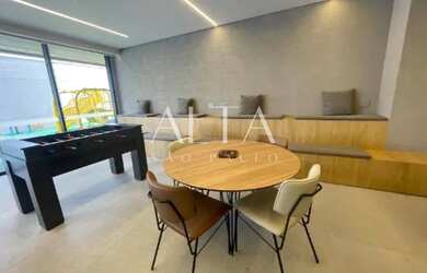 Imagem: O apartamento possui 4 Dormitórios, 5 Banheiros, 4 Vagas na