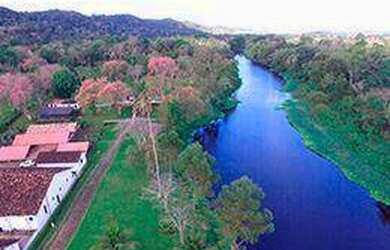 Imagem: A fazenda possui 2.280.000m² de Área e está localizado em