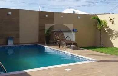 Imagem: A casa em condomínio possui 3 Dormitórios, 1 Banheiro, 3 Vagas