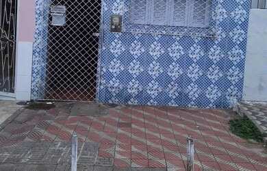 Imagem: A casa possui 2 Dormitórios, 1 Banheiro, 72m² de Área e