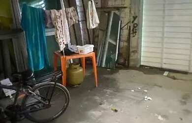 Imagem: A casa possui 2 Dormitórios, 2 Banheiros, 1 Vaga na garagem