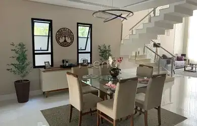 Imagem 9: Venda Casa com 236,00 metroQuadrado, 3 dormitório s , 2 vaga s . Swiss...