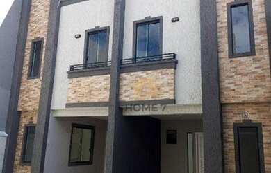 Imagem: A casa possui 3 Dormitórios, 1 Banheiro, 1 Vaga na garagem