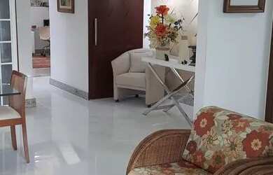 Imagem: A casa em condomínio possui 3 Dormitórios, 4 Banheiros, 2