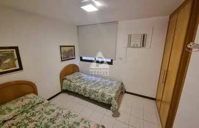 Imagem 8: Excelente apartamento composto de sala em dois ambientes, varanda, 2 quartos sendo 1 suíte