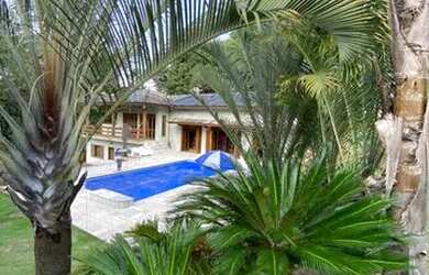 Imagem: A casa em condomínio possui 5 Dormitórios, 5 Banheiros, 5