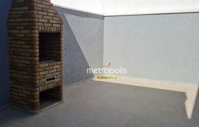 Imagem: A casa possui 3 Dormitórios, 3 Banheiros, 2 Vagas na garagem