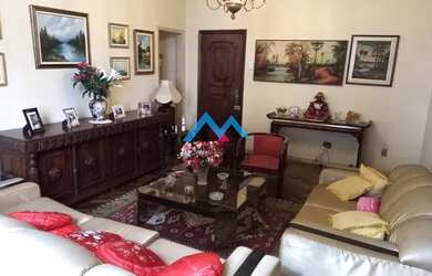 Imagem: O apartamento possui 4 Dormitórios, 2 Banheiros, 100m² de