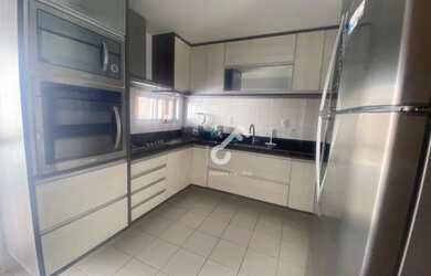 Imagem 8: ABRANTES, Estrada do Coco. Duplex composto de 3 quartos sendo 1 suíte....