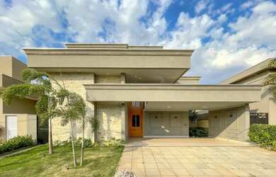 Imagem 2: Casa à venda no Damha VI com 4 suítes e 2 vagas de garagem - Próximo...