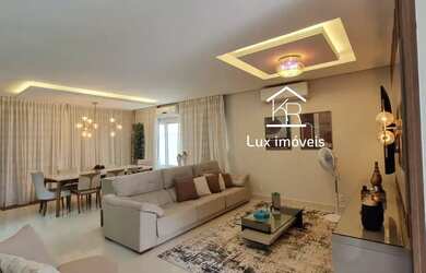 Imagem: A casa em condomínio possui 4 Dormitórios, 4 Banheiros, 4