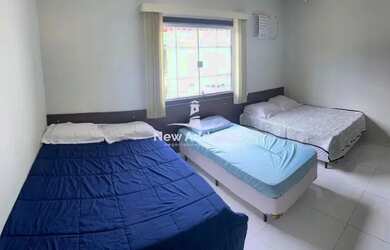 Imagem 13: Casa montada, com área gourmet, piscina e campo, à venda em Setiba - Guarapari