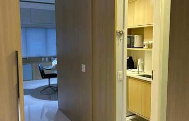 Imagem 6: SALA COMERCIAL MOBILIADA NO CME-CENTRO MÉDICO E EMPRESARIAL AVENIDA GARIBALDI