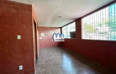 Imagem 4: Casa à venda com 3 quartos, 100m²