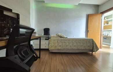 Imagem 5: Excelente casa 3/4 sendo 3 suítes em rua publica