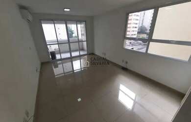 Imagem: O depósito possui 1 Vaga na garagem e 34m² de Área e está