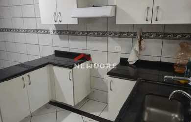 Imagem: A casa possui 2 Dormitórios, 2 Banheiros, 2 Vagas na garagem