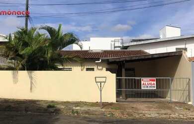 Imagem: A casa possui 1 Dormitório, 1 Banheiro, 1 Vaga na garagem