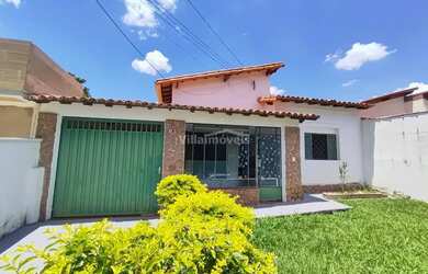 Imagem: A casa possui 3 Dormitórios, 1 Banheiro, 5 Vagas na garagem