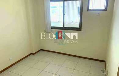 Imagem: O apartamento possui 3 Dormitórios, 3 Banheiros, 2 Vagas na