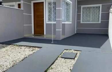 Imagem: A casa possui 2 Dormitórios, 1 Banheiro, 1 Vaga na garagem